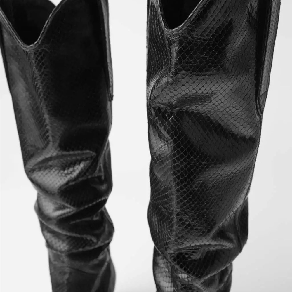 🖤 Zara Embossed Animal Print Leather Cowboy Boots – Size 9 – NWT - Picture 6 of 9